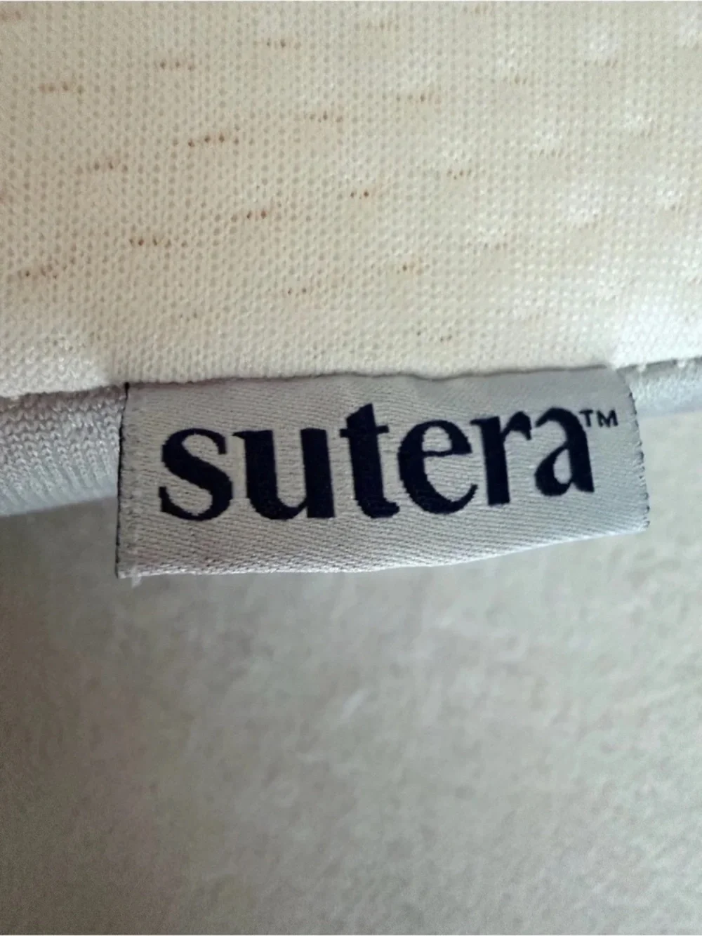 Pair of Sutera Dream Deep Contour Memory Foam Pillows